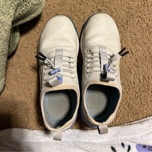 Clove Shoes